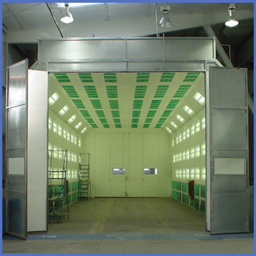 Semi downdraft automotive paint booth